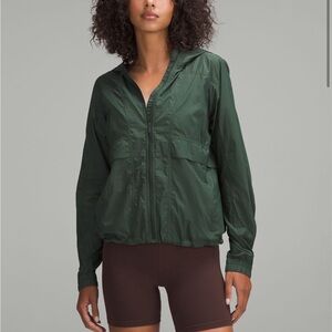 Hood Lite Jacket in Legacy Green